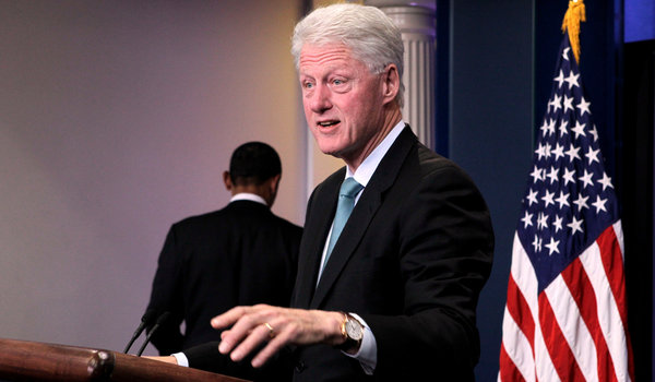 clintonobama_121010.jpg